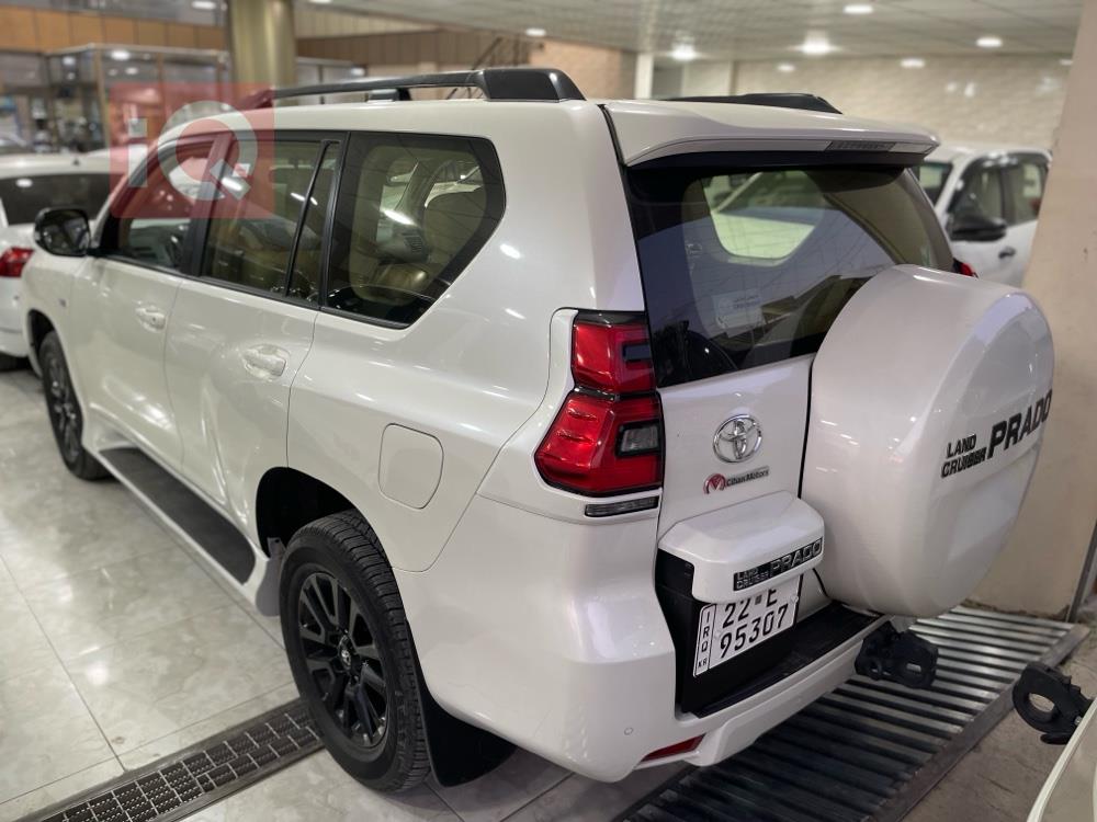 تۆیۆتا لاندكروزر پرادۆ